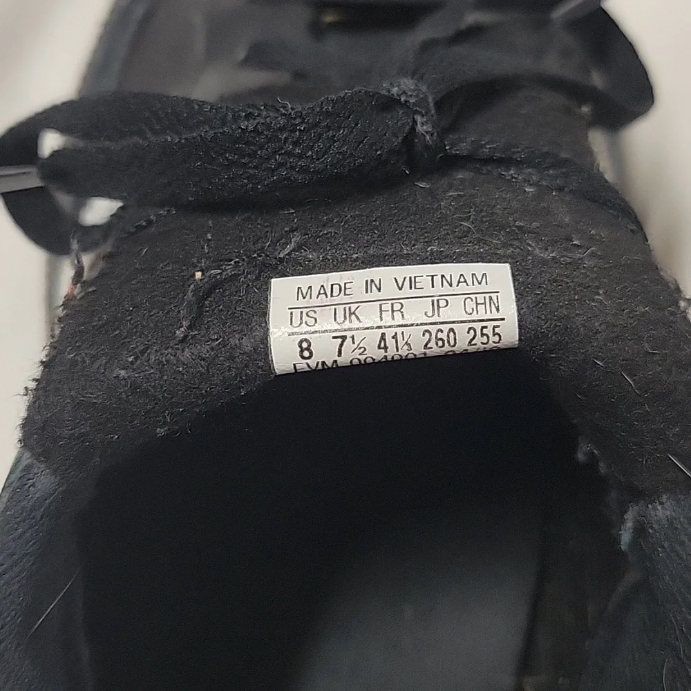 Adidas Samba Black and White Shoes - Picture 4 of 5